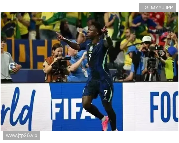 巴西3-0苏格兰:世界杯C组末轮战报 巴西3-0苏格兰:世界杯C组末轮战报